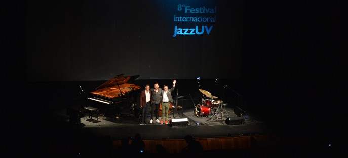 En el segundo día de actividades del 8º Festival Internacional JazzUV se presentó con el éxito de siempre, Edgar Dorantes Trío, en la sala Emilio Emilio Carballido del Teatro del Estado.