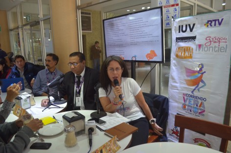 La deportista de alto rendimiento María Fernanda D´oporto Romero, infrmó del gran reto que llevará a cabo denominado <em>Recorriendo Veracruz</em>, en el cual pretende atravesar diversos municipios del estado en distancias de 50 kms diarios durante 15 días. La finalidad es recaudar fondos para equipar escuelas en zonas indígenas y de paso hacer promoción a la entidad veracruzana.