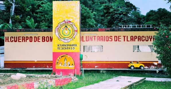 Bomberos de Tlapacoyan por nuevo patronato para seguir prestando el apoyo a los tlapacoyenses.