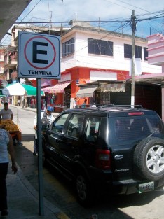 Van a limpiar pasos para discapacitados y pasos peatonales.

