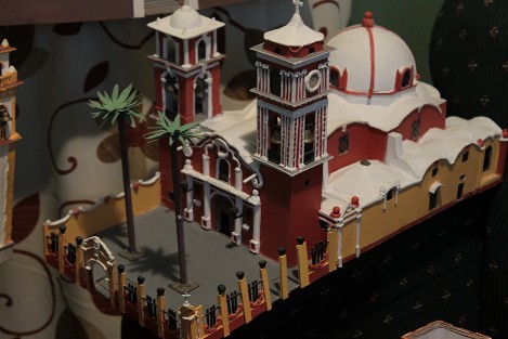 Catedral, El Calvario, San José, El Beaterio, La Piedad y otras de las iglesias de Xalapa, podrán ser admiradas en pequeño, en el Centro Recreativo Xalapeño, el próximo 19 de Noviembre, gracias a las maquetas elaboradas por Rafael Aguilar González. 