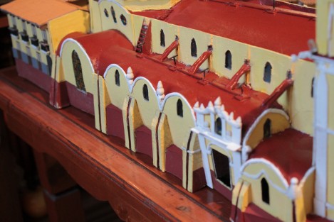 Catedral, El Calvario, San José, El Beaterio, La Piedad y otras de las iglesias de Xalapa, podrán ser admiradas en pequeño, en el Centro Recreativo Xalapeño, el próximo 19 de Noviembre, gracias a las maquetas elaboradas por Rafael Aguilar González. 