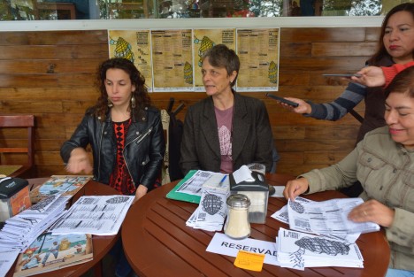 Rosina Guigu, organizadora de la muestra de cine y radio comunitaria en Mesoamérica, en conferencia de prensa dio los pormenores de este importante evento organizado por la Universidad Veracruzana, donde se podrán apreciar cortometrajes y cine documental, así como un concierto con música mesoamericana y fandango jarocho.