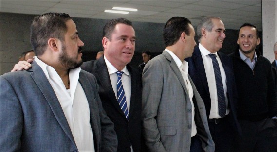 La Comisión Permanente de Comunicaciones de la LXIV Legislatura de Veracruz llevó a cabo la comparecencia con el titular de la Secretaría de Infraestructura y Obras Públicas (SIOP) Julen Rementería del Puerto, con motivo de la Glosa del Primer Informe de Gobierno. 
