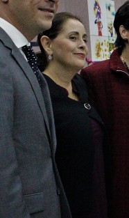 La diputada Miriam Judith González Sheridan, del Grupo Legislativo de MORENA, presentó la Iniciativa con proyecto de Decreto que reforma la Ley Orgánica del Poder Ejecutivo del Estado, con el objetivo ampliar las facultades de la SEGOB para coordinar y ejecutar programas especiales y acciones de protección y atención de migrantes veracruzanos y sus familias. 