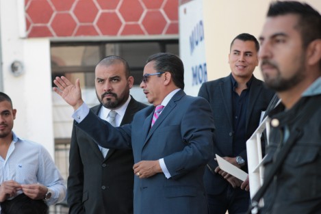 El cronista de la ciudad de Xalapa, Vicente Espino Jara, considera que los xalapeños tenemos la obligación de heredar a las siguientes generaciones el conocimiento de la defensa heróica del territorio veracruzano de Ambrosio Alcalde y Antonio García, y que sirvan de ejemplo para que retomemos valores de lealtad y honestidad, principios importantes que la sociedad debe poner en práctica, al igual que los gobernantes. 