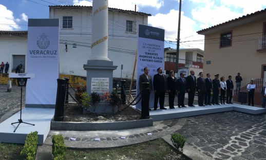 Este viernes fue conmemorado el 170 aniversario del fusilamiento de los jóvenes defensores de la Patria, Ambrosio Acalde y Antonio García, durante la invasión norteamericana, de 1847, en la plazuela se San José, de la capital veracruzana.