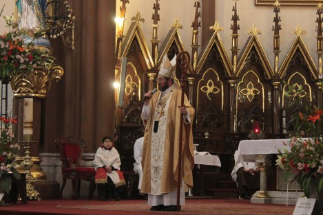 En su homilía dominical, el arzobispo de Xalapa,Hipólto Reyes Larios, invitó a los feligreses ha autoevaluarse en cuanto al cumplimiento de las obras de misericordia, pues recordó que se debe estar preparado para cuando Dios nos llame a cuentas; por lo que invitó a ser generosos con los necesitados. 