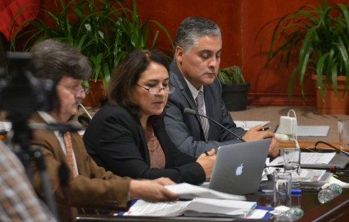 A cuestionamiento de los diputados, la titular de PC en el estado, reconocíó la distribución de apoyos durante la veda electoral,  pero aclaró que se informó oportunamente a la autoridad electoral, pues se trató de emergencia debido a un frente frío.  