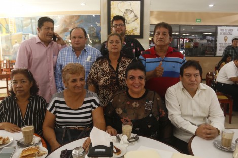 Un grupo de priistas encabezados por Maruchi Bravo Pagola, encarcelada durante el gobierno de Javier Duarte, anunció la conformación del <em>Frente Renovador Veracruzano</em> que buscará como primera acción cambiar la dirigencia municipal del llamado partido tricolor. 