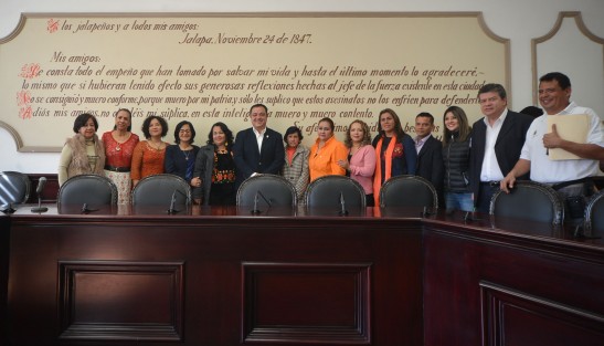 La rehabilitación del Centro de Atención a Víctimas de Violencia, único en su especie en el estado de Veracruz, se inscribe como una muestra más del cumplimiento de nuestro compromiso con la seguridad y la igualdad de género, afirmó el alcalde Américo Zúñiga Martínez.