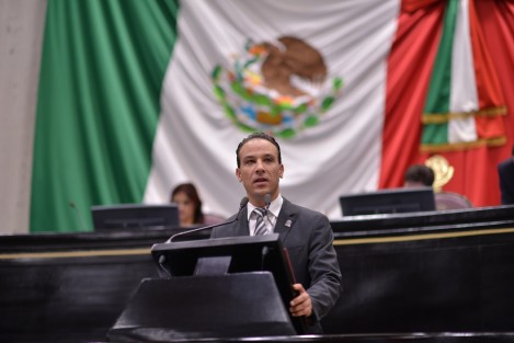 El diputado Juan Manuel de Unánue Abascal indicó que el proceso de armonización legislativa era necesario para dotar al Órgano de Fiscalización Superior del Estado de un marco jurídico de vanguardia en la planeación y programación de las auditorías, para lograr resultados contundentes.