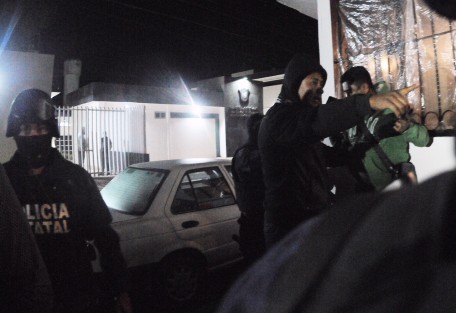 Elementos de SSP agredieron a los representantes de los medios de comunicación presentes en el penal de Pacho Viejo Coatepec, impidiendo la labor informativa. 