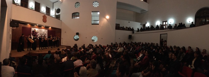 La Tuna Universitaria de la Ciudad de Xalapa celebró su segundo aniversario con un Encuentro de Tunas, para el  cual el auditorio Silvestre Moreno Cora, del Palacio de Gobierno, fue el escenario. Participaron la Estudiantina del Colegio Preparatorio Vespertino, la Tuna Femenil de la UNAM, la Tuna Femenil de la Universidad Veracruzana, la Tuna Empresariales, la Cuarentuna, y los anfitriones.
