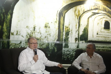 Con la presencia del Embajador de Ucrania en México, Rúslan Spírin, dio inicio el Foro de Comercio Exterior Retos y Nuevas Oportunidades. Al evento acudieron empresarios y representantes de los 3 niveles de gobierno.