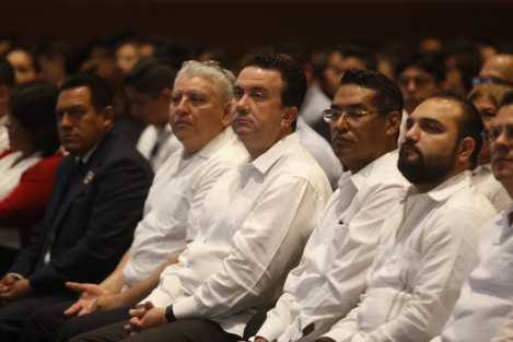 Con la presencia del Embajador de Ucrania en México, Rúslan Spírin, dio inicio el Foro de Comercio Exterior Retos y Nuevas Oportunidades. Al evento acudieron empresarios y representantes de los 3 niveles de gobierno.