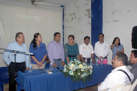 El próximo domingo tomarán protesta al nuevo comité del PAN, siendo encargado de llevar a cabo el protocolo, el dirigente estatal, José de Jesús Mancha Alarcón.