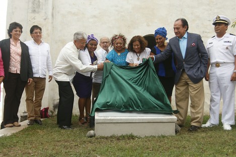 Se llevó a cabo a la Ceremonia de develación de placa de reconocimiento para la inclusión del Estado de Veracruz en los sitios de memoria de la esclavitud promovidos por la UNESCO. El evento tuvo lugar en la Fortaleza de San Juan de Ulúa.