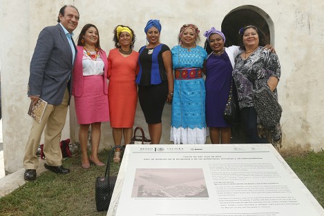 Se llevó a cabo a la Ceremonia de develación de placa de reconocimiento para la inclusión del Estado de Veracruz en los sitios de memoria de la esclavitud promovidos por la UNESCO. El evento tuvo lugar en la Fortaleza de San Juan de Ulúa.