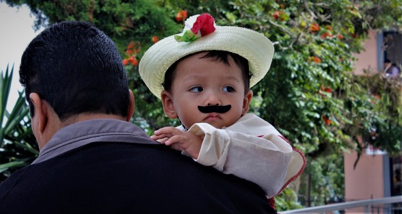 Múltiples peregrinaciones y los tradicionales Juandieguitos, se vieron este día de la Virgen de Guadalupe. 