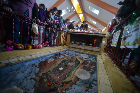 Como cada año, miles de feligreses se dieron cita para visitar la capilla de el mal país en el municipio de Coacoatzintla. 