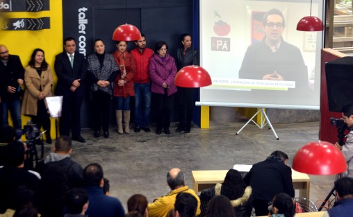 El LABIX está destinado a aquellas personas que tienen el ánimo de aportar para innovar y construir una mejor ciudad, porque apostamos por un nuevo modelo de gobernanza que hace de la innovación gubernamental acompañada de la participación ciudadana, una vía justa y segura de desarrollo, comentó el alcalde de Xalapa.
