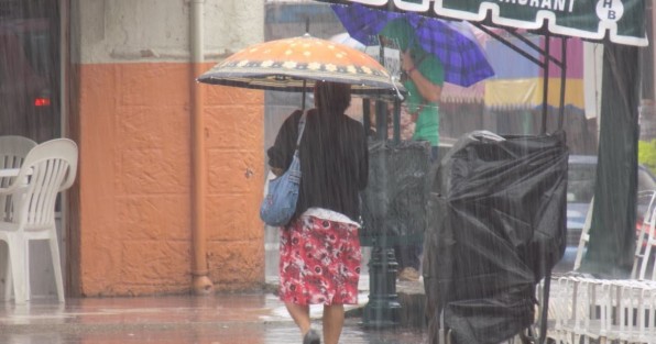 Durante temporada invernal se incrementan casos de IRAS, por lo que la jurisdicción sanitaria ha venido aplicando dosis de vacunas para la influenza. 