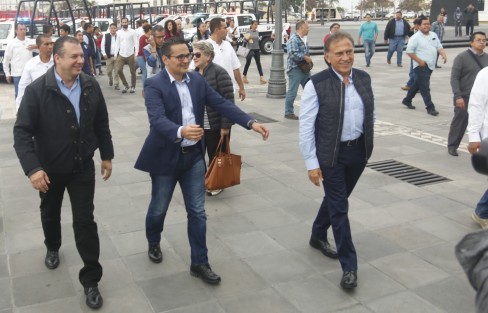 Yunes Linares criticó nuevamente a los alcaldes electos de MORENA, porque según él, sólo obedecen los que les manda una persona. 