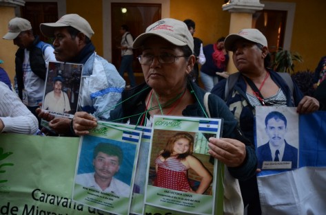  El equipo pastoral Hermanos en el Camino y el Colectivo Solecito, acompañaron a la XIII Caravana de Madres Centroamericanas que buscan a sus familiares desaparecidos en el Zócalo de la Ciudad de Veracruz.