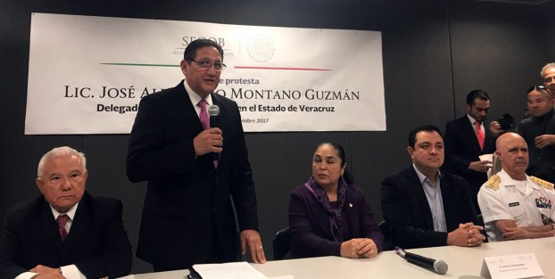 Este lunes  Alejandro Montano Guzmán rindió protesta como nuevo delegado de la Secretaría de Gobernación en Veracruz; el evento tuvo una gran convocatoria de diversos actores políticos.