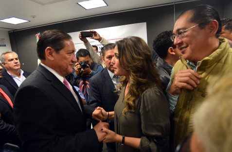 Este lunes  Alejandro Montano Guzmán rindió protesta como nuevo delegado de la Secretaría de Gobernación en Veracruz; el evento tuvo una gran convocatoria de diversos actores políticos.