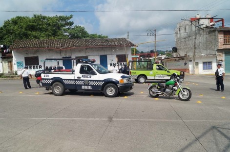 Operativos carreteros en todos los accesos a Tlapacoyan se estarán llevando a cabo tránsito del estado tras la llegada de las fiestas decembrinas.
