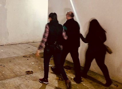 Luego de su detención esta mañana en la ciudad de Puebla, el exsecretario de Salud, Juan Antonio N. fue presentado esa tarde en los jugados de Pacho Viejo para que rinda declaración.  