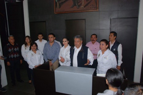 El Licenciado Mario Chama asumió el cargo de alcalde del municipio de Teocelo, Ver..