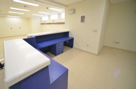 En este hospital, se rehabilitó de manera integral toda el área pediátrica, la cual se pondrá en servicio en tres semanas, aproximadamente, ya que sólo falta montar el equipo.
