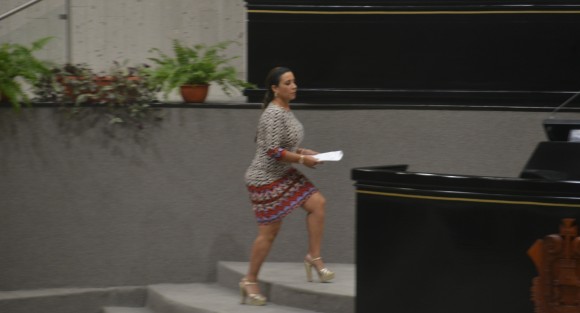 La diputada Mariana Dunyaska García Rojas, presentó la iniciativa que adiciona diversas fracciones a la Ley de Salud, con el objetivo de ampliar la protección materno-infantil, la promoción de la salud materna que abarca el período que va del embarazo, parto, post-parto y puerperio, evitar la transmisión perinatal y contar con la detección temprana de sordera, ceguera, enfermedades hereditarias y displasia de cadera.