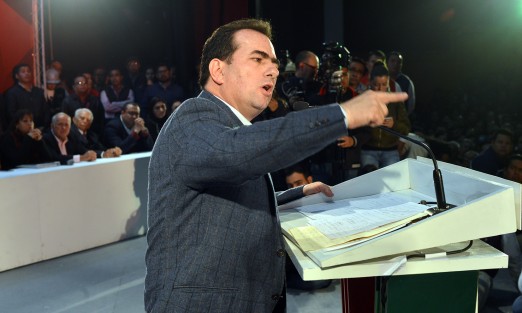 José Yunes expresó en su discurso que Veracruz merece un cambio de su realidad, y que se debe evitar la improvisación como forma de gobierno, y que no se debe permitir el arribo de la ocurrencia, porque Veracruz merece conocimiento.