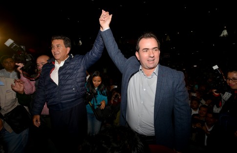 Al solicitar su registro como precandidato a la gubernatura de Veracruz por el PRI, José Yunes Zorrilla expresó que Veracruz merece un cambio de su realidad, y que se debe evitar la improvisación como forma de gobierno, y que no se debe permitir el arribo de la ocurrencia, porque Veracruz merece conocimiento. 