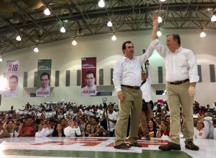 Pepe Yunes Zorrilla arrancó su precampaña a la gubernatura de Veracruz en el WTC de Boca del Río,Ver., ante miles de militantes priistas y acompañado del precandidato priista a la Presidencia de la República, José Antonio Meade.