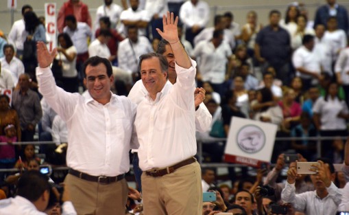 Arranque de precampaña de Pepe Yunes rumbo a la gubernatura de Veracruz en el World Trade Center, arropado por sectores y gremios tradicionales del PRI; de visita en el estado también estuvo el precandidato del PRI a la Presidencia de la República, José Antonio Meade Kuribreña. 