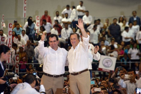 Arranque de precampaña de Pepe Yunes rumbo a la gubernatura de Veracruz en el World Trade Center, arropado por sectores y gremios tradicionales del PRI; de visita en el estado también estuvo el precandidato del PRI a la Presidencia de la República, José Antonio Meade Kuribreña. 