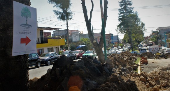 Vecinos de la calle Encanto ahora esperan que la nueva administración les concluya la obra de tan transitada vía. 