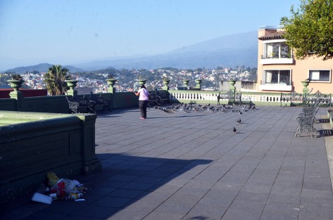De los que madrugan para barrer... por si alguien quiere lanzar retas desde el parque Juárez de Xalapa.