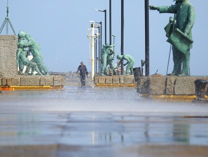 La entrada de un nuevo frente frío provocó fuertes vientos del norte y un descenso considerable en la temperatura. Se espera que estas condiciones climáticas se mantengan durante el fin de semana.  