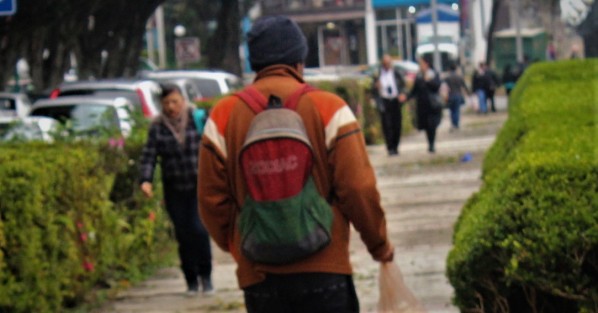El Frente Frío No. 22 se aleja de nuestro país. Por su parte, su masa de aire polar cubre gran parte del país y todo el Golfo de México donde ha perdido presión debilitándose el evento de NORTE. 