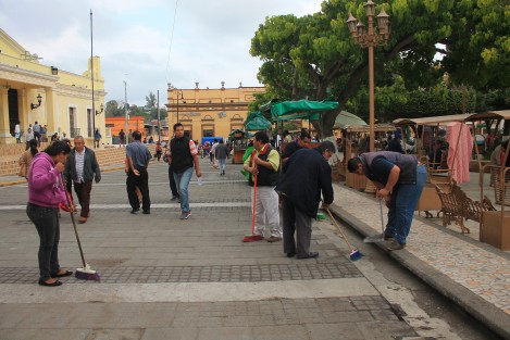 Limpian papantecos sus calles para mejorar la imagen de la ciudad.
