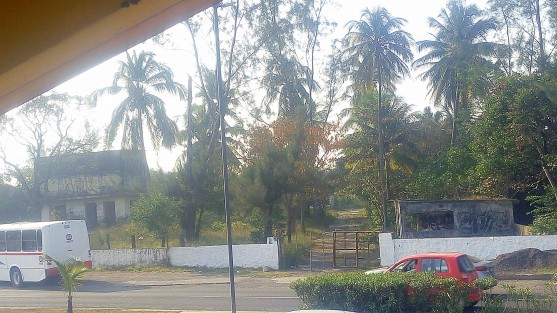 A pesar de que apenas el martes de la semana pasada se denunció otra violación a una mujer en la zona de Laguna Real, en la ciudad de Veracruz, el sitio sigue sin vigilancia policíaca. El año pasado se documentaron 40 agresiones sexuales en este sitio sin que hasta el momento haya detenidos.