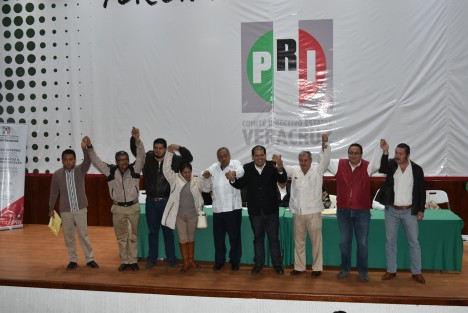 Sin acarreados, sin escándalo, sin multitudes, sin pre andidatos que inspiren algo o den indicios de que vayan a ganar, se llevaron a cabo los preregistros de aspirantes a una diputación en el Partido Revolucionario Institucional. 