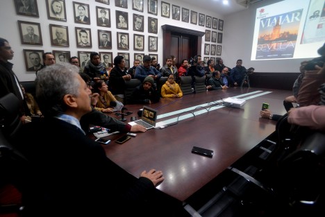 Hipólito Rodríguez Herrero, alcalde de Xalapa, y Luis Eduardo Ros Martínez, encargado del área de Turismo del Ayuntamiento,  anunciaron las actividades que se desarrollarán para impulsar el turismo en la ciudad.