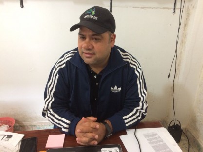 Productores del campo pueden recibir apoyos, pero piden que no se dejen engañar por exfuncionarios municipales.
